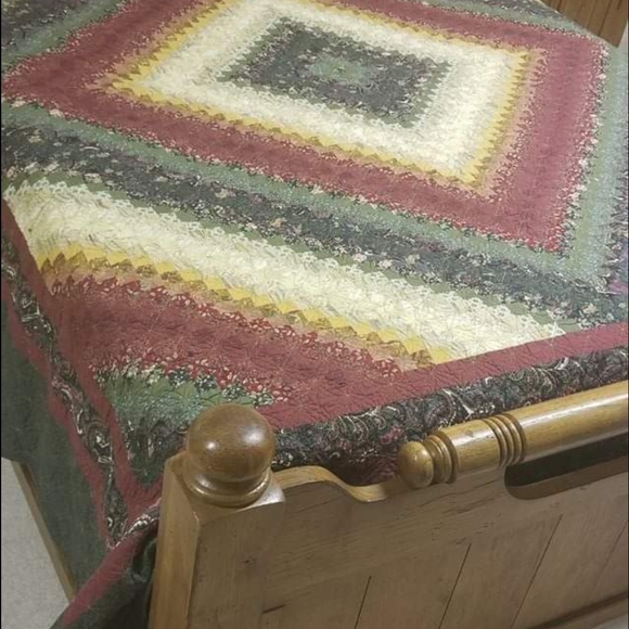 Quilt - Picture 3 of 5